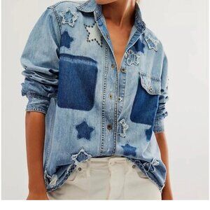 One Teaspoon X Free People Everyday Blue Classic
Star Shirt Johnny Blue Festival